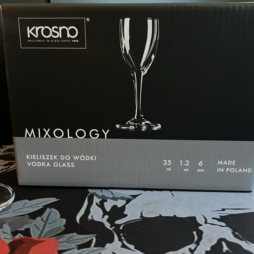 Vodka glass made by KROSNO mixology 1.2 oz 6 glasses. Just perfect for your bar - Picture 6 of 9